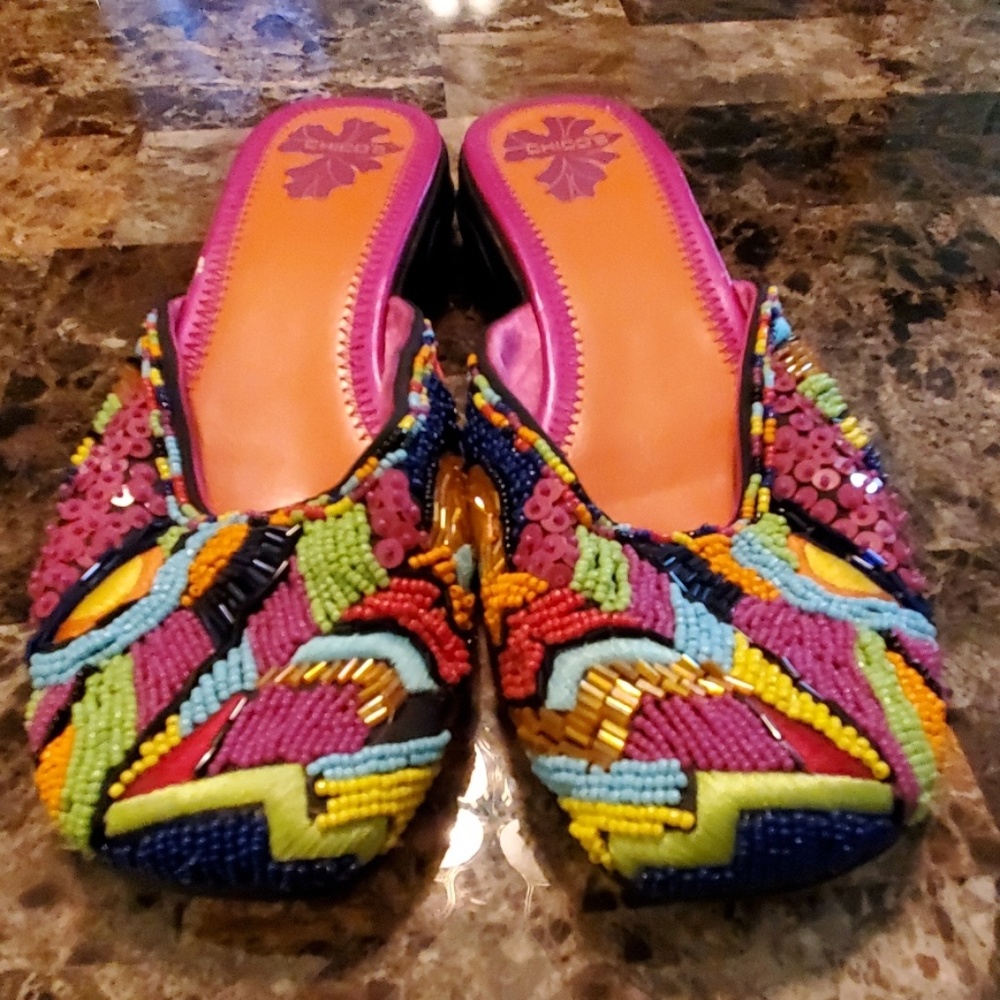 Nwot Chicos slides